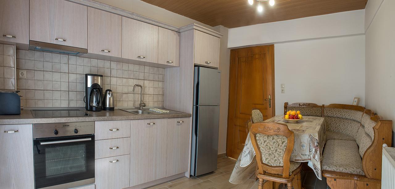 Nepheli Apartments And Studios Паралия-Катерини Экстерьер фото